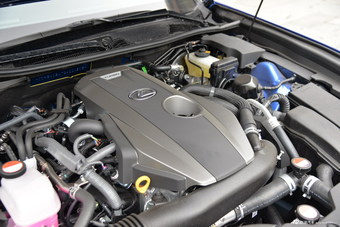 2016款雷克萨斯GS 2.0T自动200t F SPORT