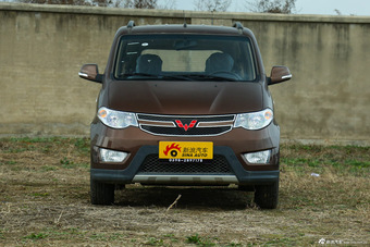 2014款五菱宏光S 1.2L手动舒适型