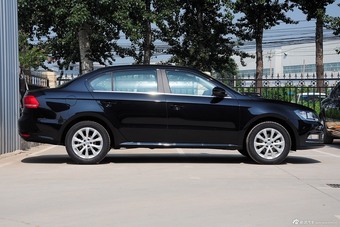 2015款朗逸1.6L自动舒适版