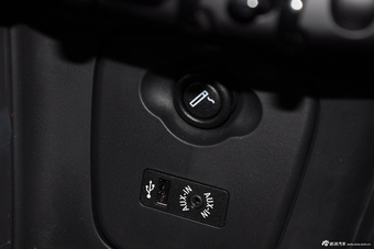2015款MINI ONE 1.2T手动五门掀背