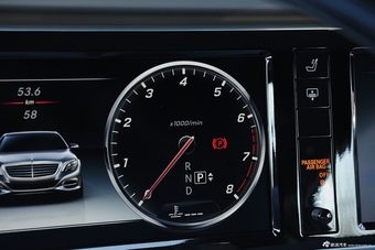 2015款迈巴赫S级S400 4MATIC