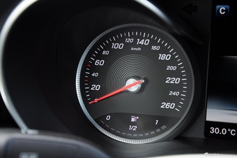 2015款奔驰C300运动版