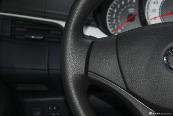 2016款威驰1.5L自动智臻星耀版