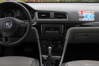 2013款朗行1.6L自动豪华型