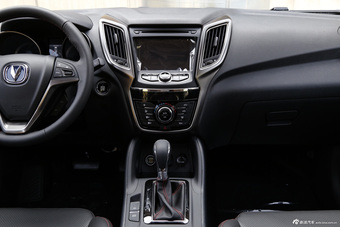 2014款长安CS75 1.8T自动精英型国5