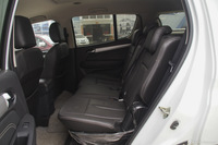 2015款五十铃mu-X 3.0T自动尊享型7座