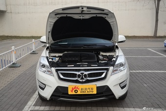 2015款绅宝X65 2.0T自动豪华型