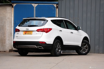 2015款全新胜达2.4L自动两驱GLS