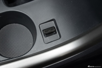 2016款海马M3 1.5L自动舒适型