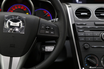 2014款马自达CX-7 2.5L自动两驱时尚版