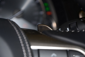 2016款雷克萨斯GS 2.5L自动300h豪华版