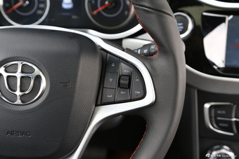 2015款中华V3 1.5L自动智能型