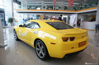 2012款雪佛兰科迈罗