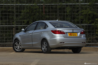 2015款逸动1.6L手动豪华型国5