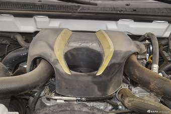 2015款五十铃mu-X 3.0T自动尊享型7座