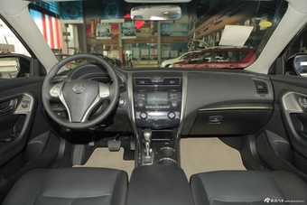 2013款天籁2.0L XL舒适版