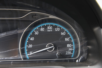 2014款宝骏610 1.5L手动舒适型