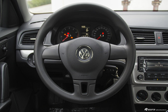 2015款朗行1.6L手动风尚型