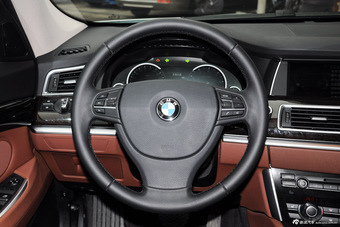 2014款宝马5系GT 528i 2.0T自动领先型