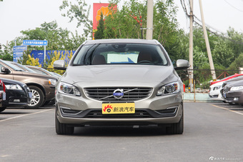 2015款沃尔沃V60 2.0T自动 T5智雅版