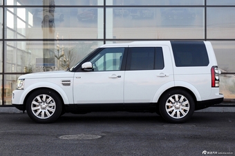 2015款第四代发现3.0 SDV6 HSE柴油版