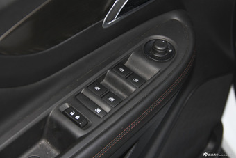 2015款昂科拉1.4T自动两驱都市领先型