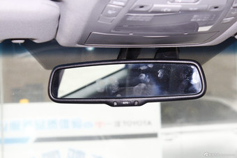 2015款皇冠2.5L自动尊享版