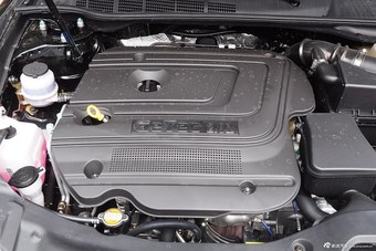 2015款吉利EC8 2.0L自动精英型