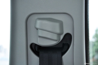 2014款风骏6 2.0T四驱领航型4D20B