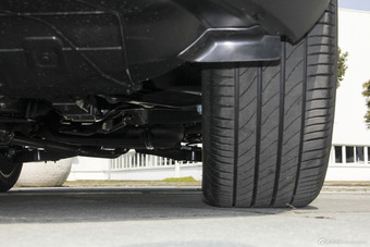 2016款锐腾 1.5T自动豪华版