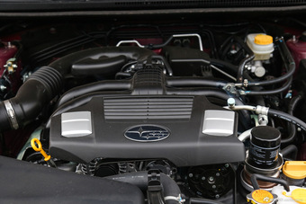 2016款斯巴鲁XV 2.0L自动舒适导航版