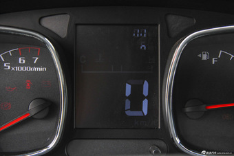 2016款金杯智尚S35 1.5L手动智能版