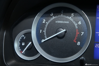 2012款北京汽车E系列1.3L乐尚手动版两厢