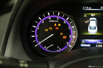 2014款英菲尼迪Q50 3.7自动豪华型到店实拍