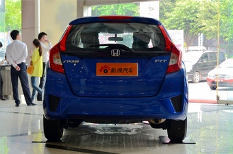 2014款全新飞度 到店实拍