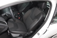 2015款福克斯三厢1.0L GTDi手动超能风尚型