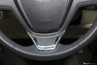 2015款福睿斯1.5L自动舒适型