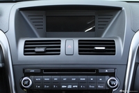 2015款奔腾X80 2.0L自动舒适型