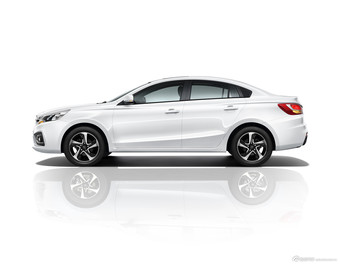 新款福美来轿车