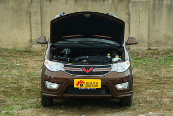 2014款五菱宏光S 1.5L 手动标准型图片