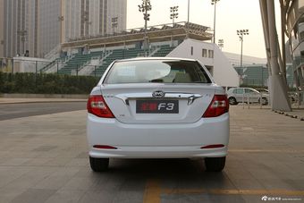 2014款比亚迪F3 1.5L手动豪华型