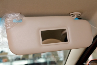 2013款风云2 1.5L手动掀背锐意版