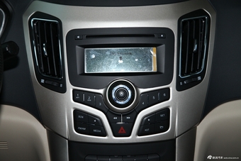 2013款海马S7 2.0L自动智尚版