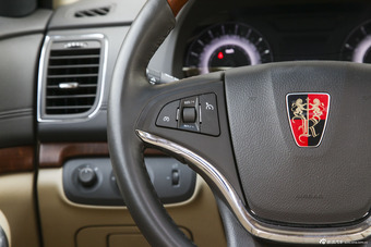 2012款荣威950 2.0L COM舒适版