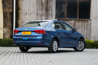 2015款朗逸1.6L自动舒适版