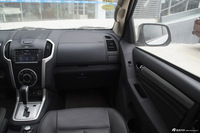 2015款五十铃mu-X 3.0T自动尊享型7座