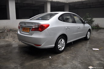 2011款悦动1.6L手动舒适型