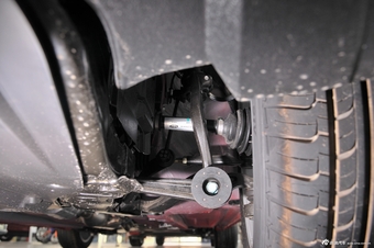 2013款马自达6 2.0L自动时尚型