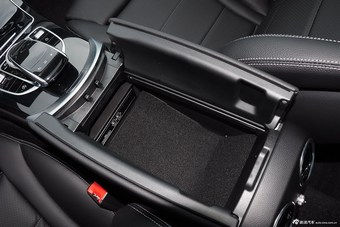 2015款奔驰C级 C200运动型