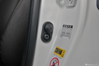 2013款锐志2.5V自动尚锐版